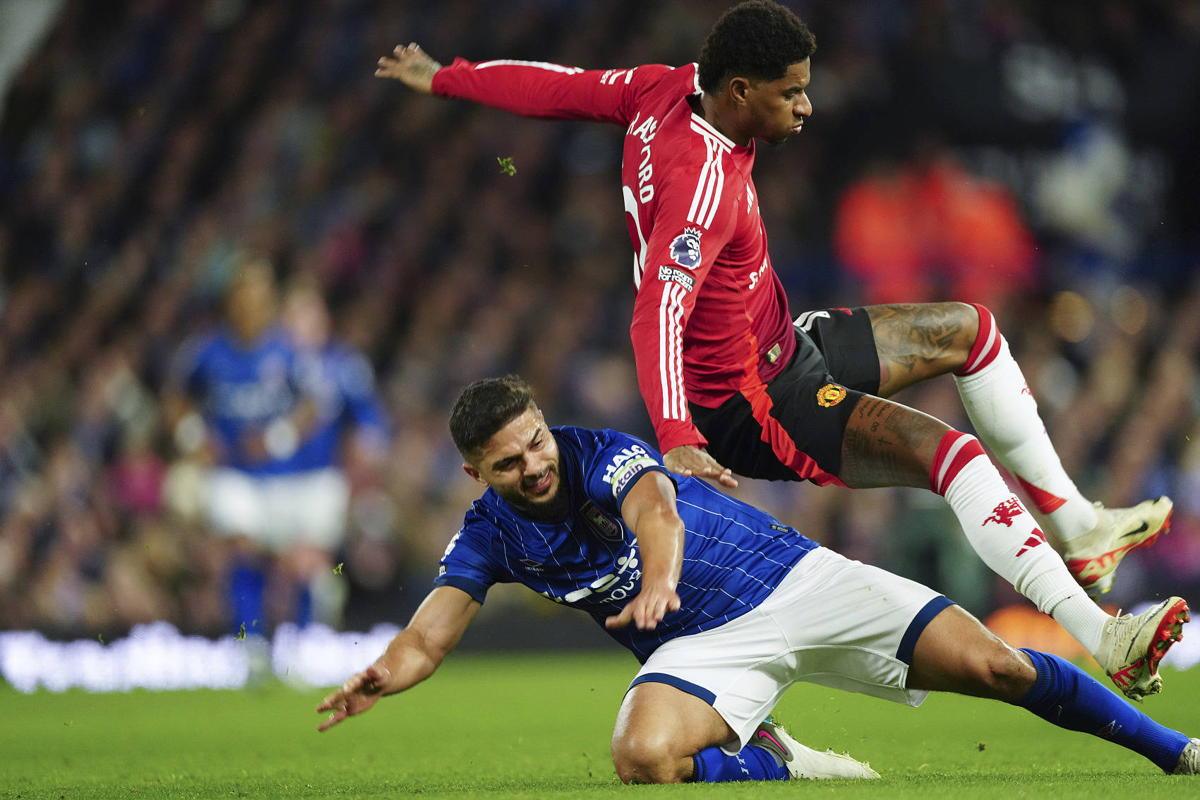 关于曼联英超战胜伯恩茅斯拉什福德单刀建功的信息